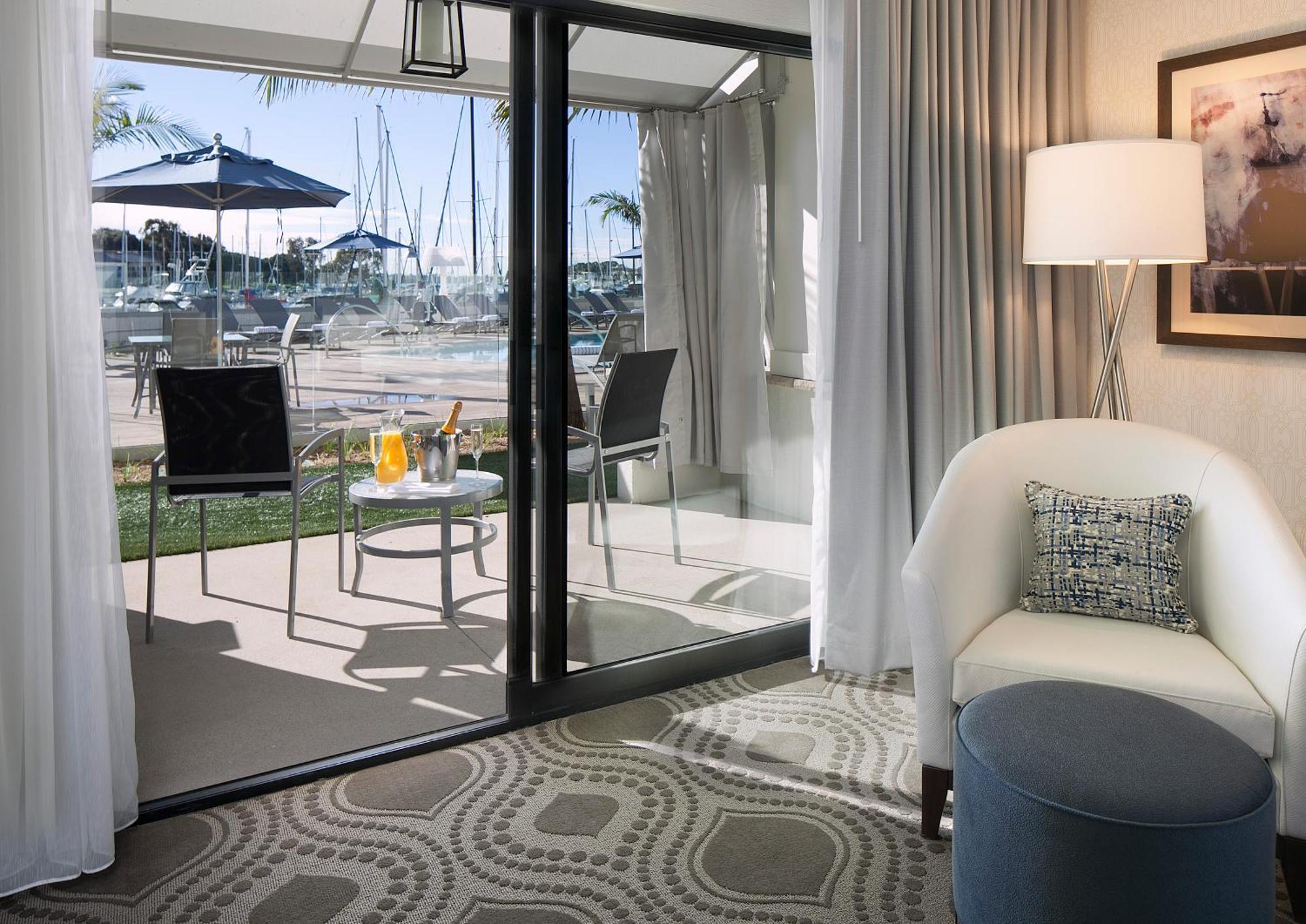 Hotel Marina Del Rey 4*