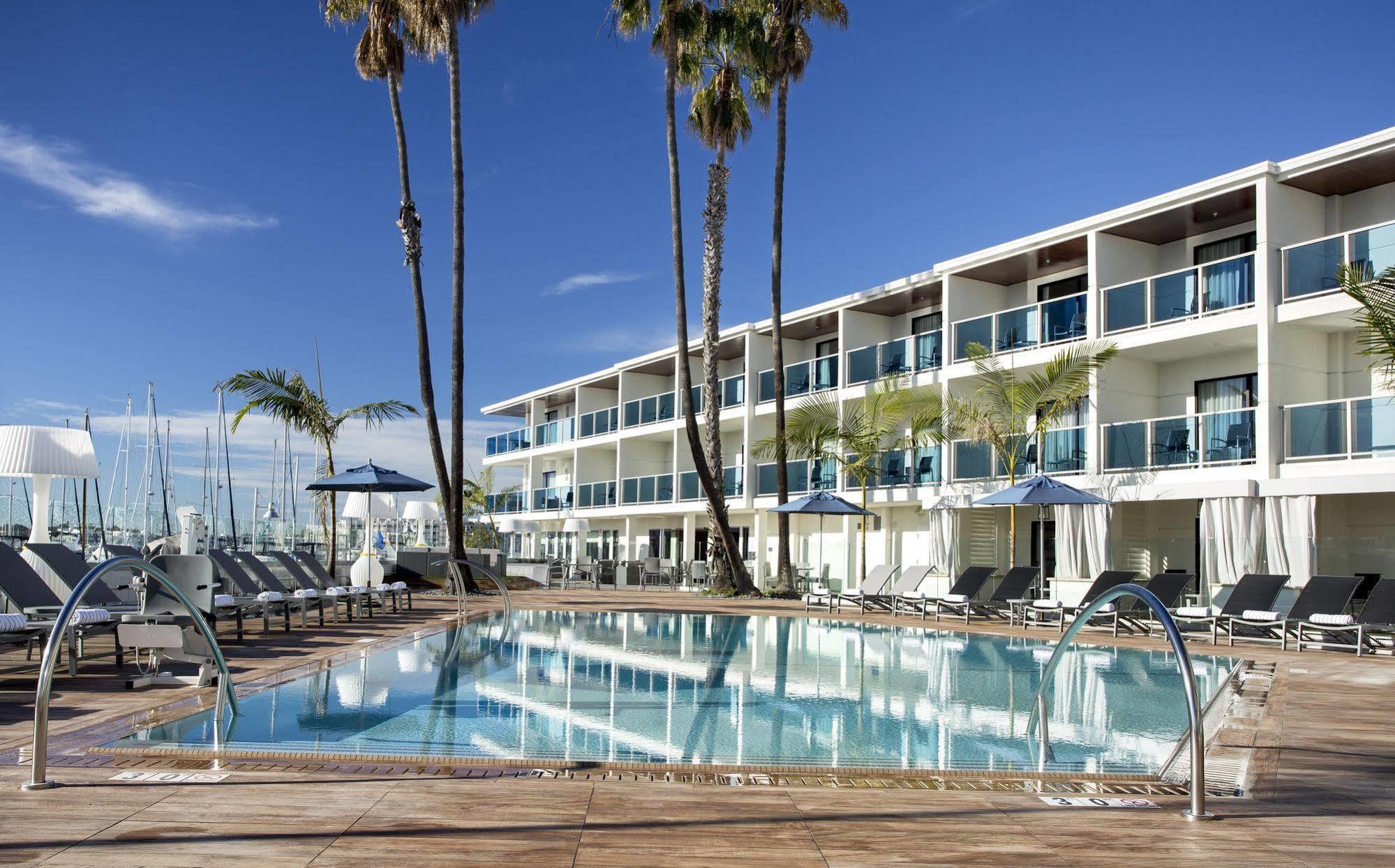 Hotel Marina Del Rey 4*